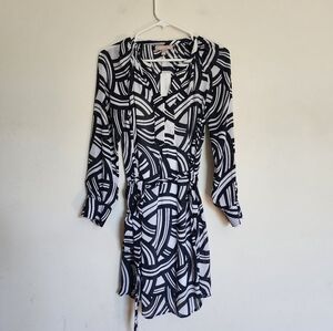 Banana Republic Business Casual V-neck All-over Print Dress size 0 NWT